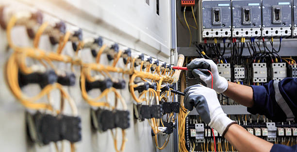 Professional Electrician technician working in Akron, IN